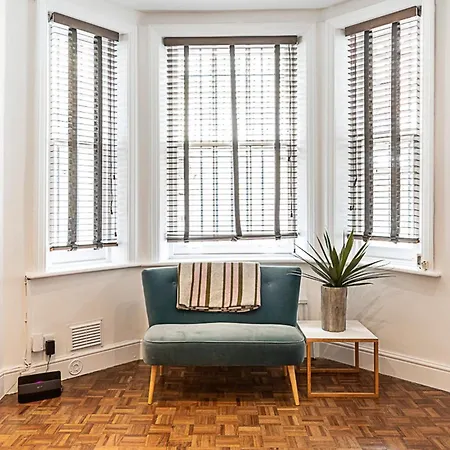 Charming Kensington * London