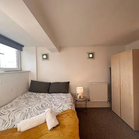 Apartment 25 Percent Off Monthly 2bed Serviced Business & Family Guests Free Wifi & Netflix Sleeps 4! London