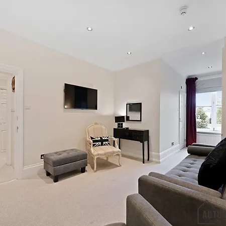 Beautiful 2 King Size Beds 2 Bath- Sleeps 5 In Earls Court Apartament *