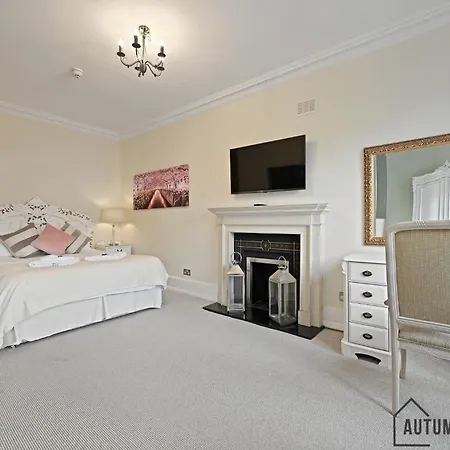 Apartment Beautiful 2 King Size Beds 2 Bath- Sleeps 5 In Earls Court *