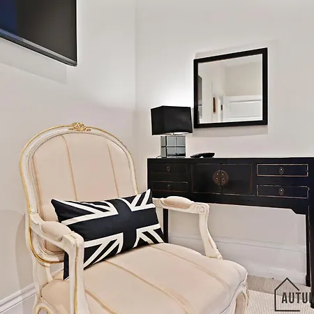Apartment Beautiful 2 King Size Beds 2 Bath- Sleeps 5 In Earls Court