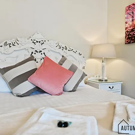 Apartment Beautiful 2 King Size Beds 2 Bath- Sleeps 5 In Earls Court