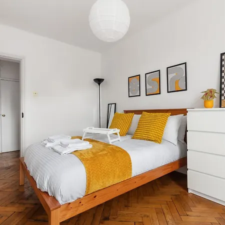 Tower Bridge Hideaway - Whitechapel *