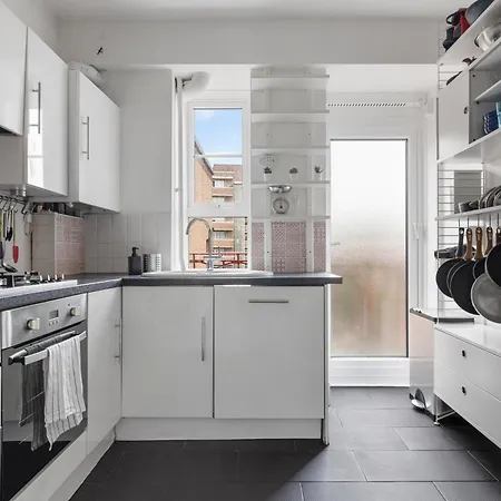 Tower Bridge Hideaway - Whitechapel * London