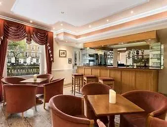Hotel Days Hyde Park 3*