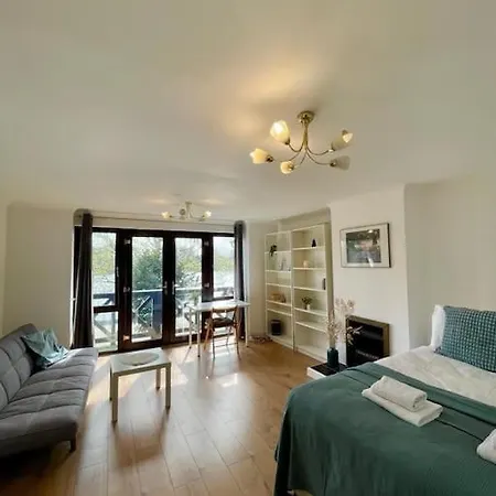 Holiday home Thamesview Canary Wharf With Freeparking London