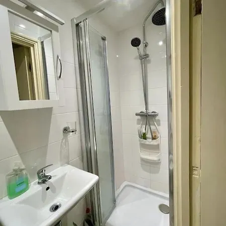 Holiday home Thamesview Canary Wharf With Freeparking