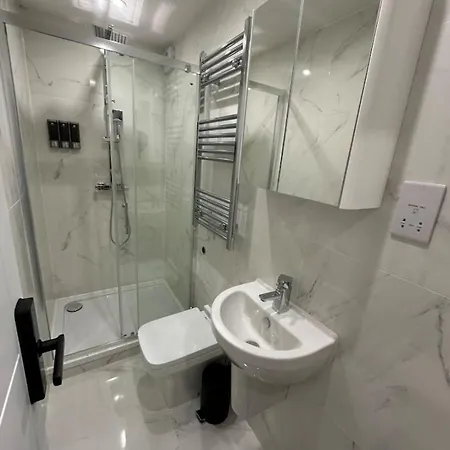 Nine Elms-us Embassy Guest house *