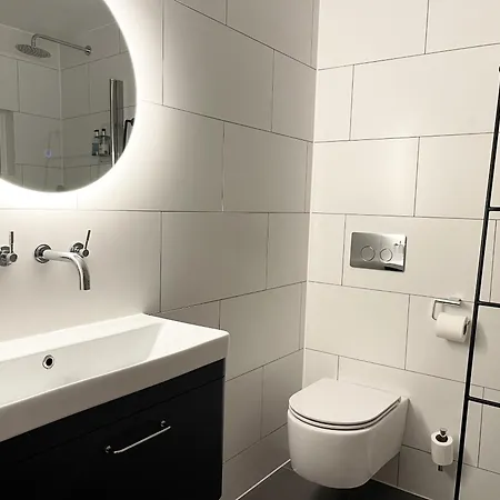 Couette-café Glenlyn & 3*