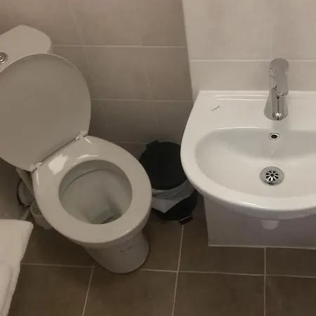 Garth Hotel London