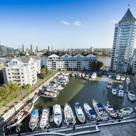 Hotel The Chelsea Harbour And