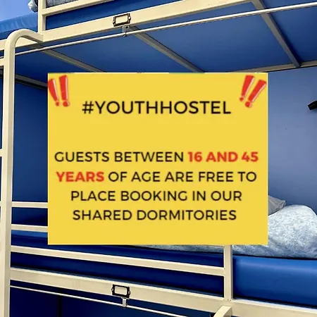 Smart Russell Square Hostel *