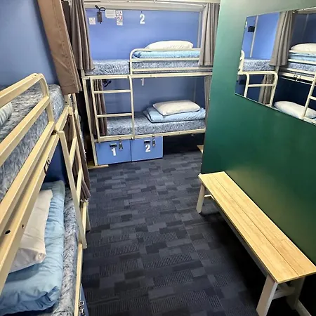 Hostel Smart Hyde Park *