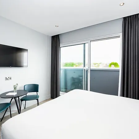 Апарт-отель Staycity Greenwich High Road 3*