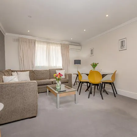 Queensgate Court Aparthotel Londra