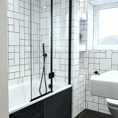 Guest house The Brownswood 4*