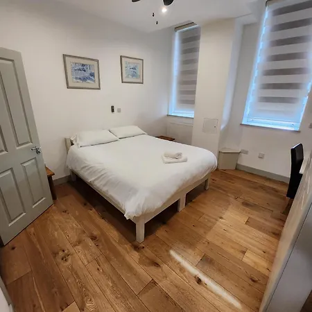 Forest House 3*