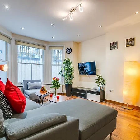 Entire Family - 2bd2bth Earl's Court Apartment London