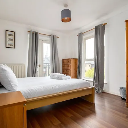 Guestready - Parkside Getaway In Britannia Village Apartment