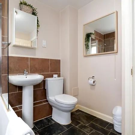 Guestready - Parkside Getaway In Britannia Village Apartment *