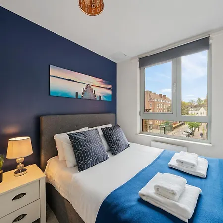 Modern 2 Bedroom In Islington Close To Station Apartment *