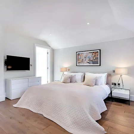 Welcome - Trafalgar Townhouse * London