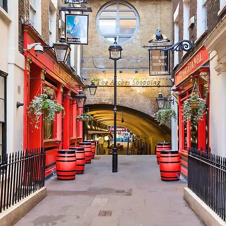 Welcome - Trafalgar Townhouse * London