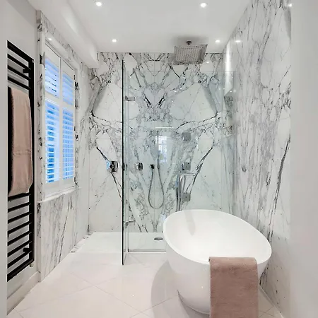 Welcome - Trafalgar Townhouse