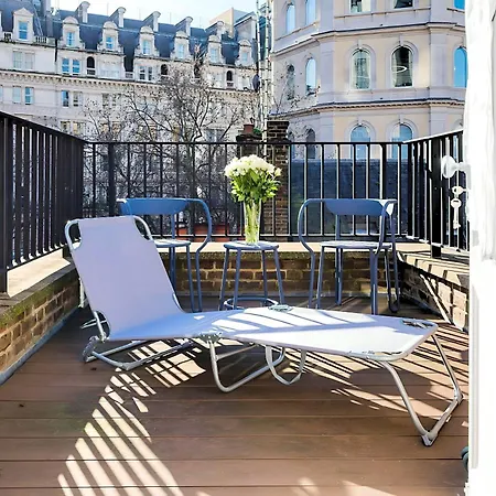Apartment Welcome - Trafalgar Townhouse *