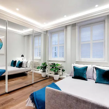Welcome - Trafalgar Townhouse * London