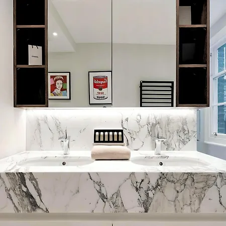 Welcome - Trafalgar Townhouse * London