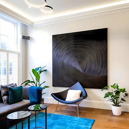 Welcome - Trafalgar Townhouse