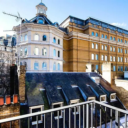 Welcome - Trafalgar Townhouse