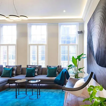 Apartment Welcome - Trafalgar Townhouse *