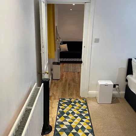 A Lovely One Bed Flat In North Apartment