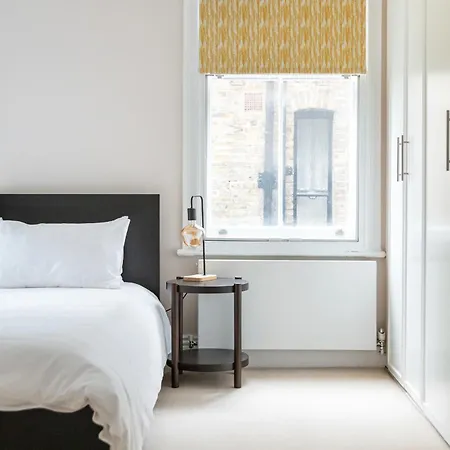Stylish Hampstead Flat With Character And Charm * London