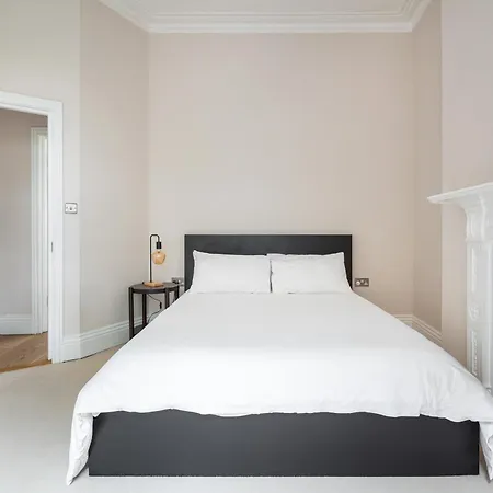 Stylish Hampstead Flat With Character And Charm London
