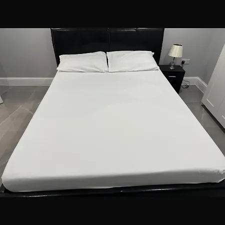 Place To In Apartment Erith