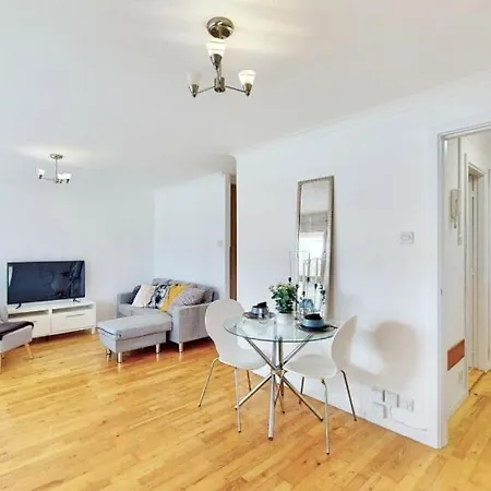 85 Tivoli Court, Rotherhithe Street, London, Se16 5ud Apartment