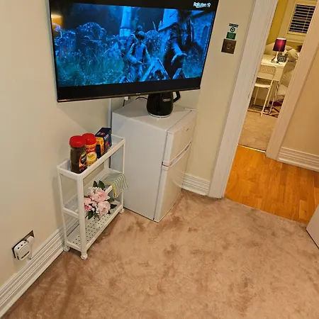 Heathrow Mansion Shuttles Uxbridge