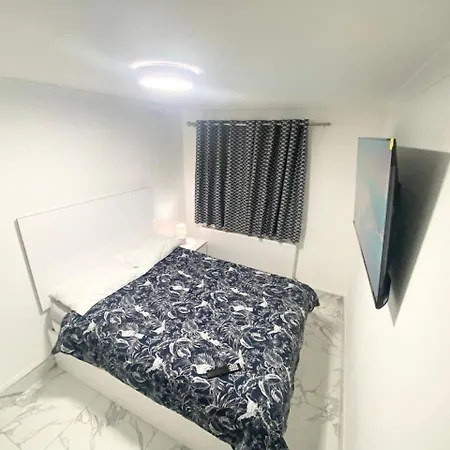 The Royal Boutique Westminster By London Sleep 9 Holiday home Hayes (Greater London)