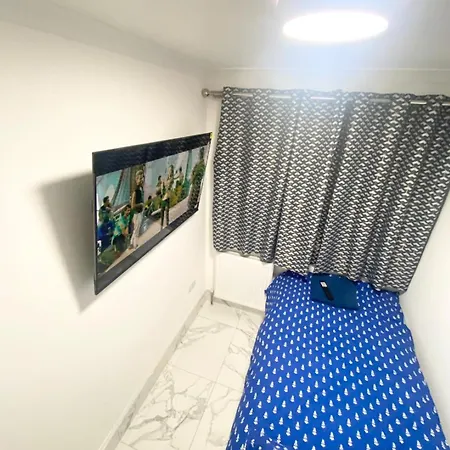 The Royal Boutique Westminster By London Sleep 9 Holiday home *