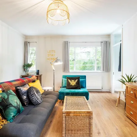 Stylish Highgate Haven