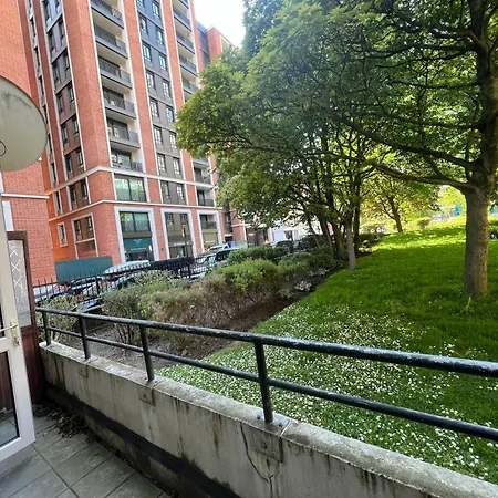 Apartment 3 Bedroom Prime Edgware Road, Paddington W2 London
