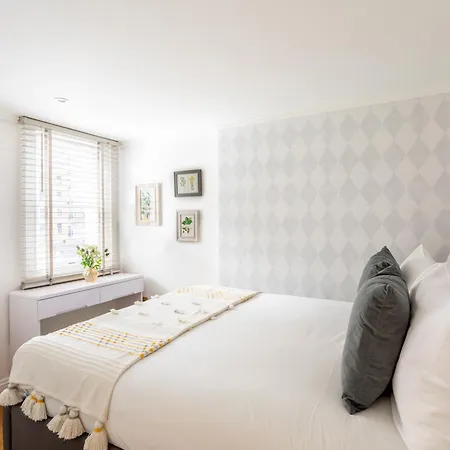 Fabulous Gloucester Road London