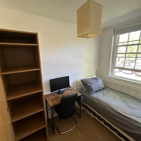 Colindale Lush 30 Mins London Edgware
