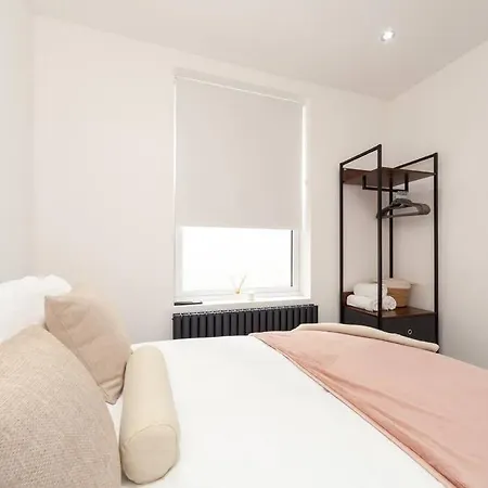 Luxury Wandsworth * London