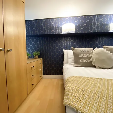 Modern Close To Hyde Park *
