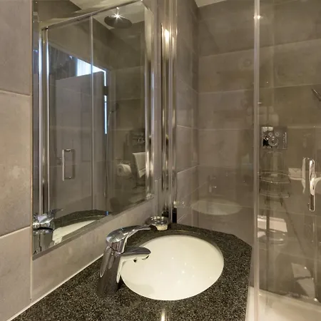 Staunton - Hotel 4*