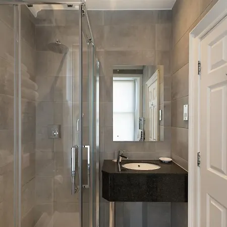Staunton - Hotel 4*
